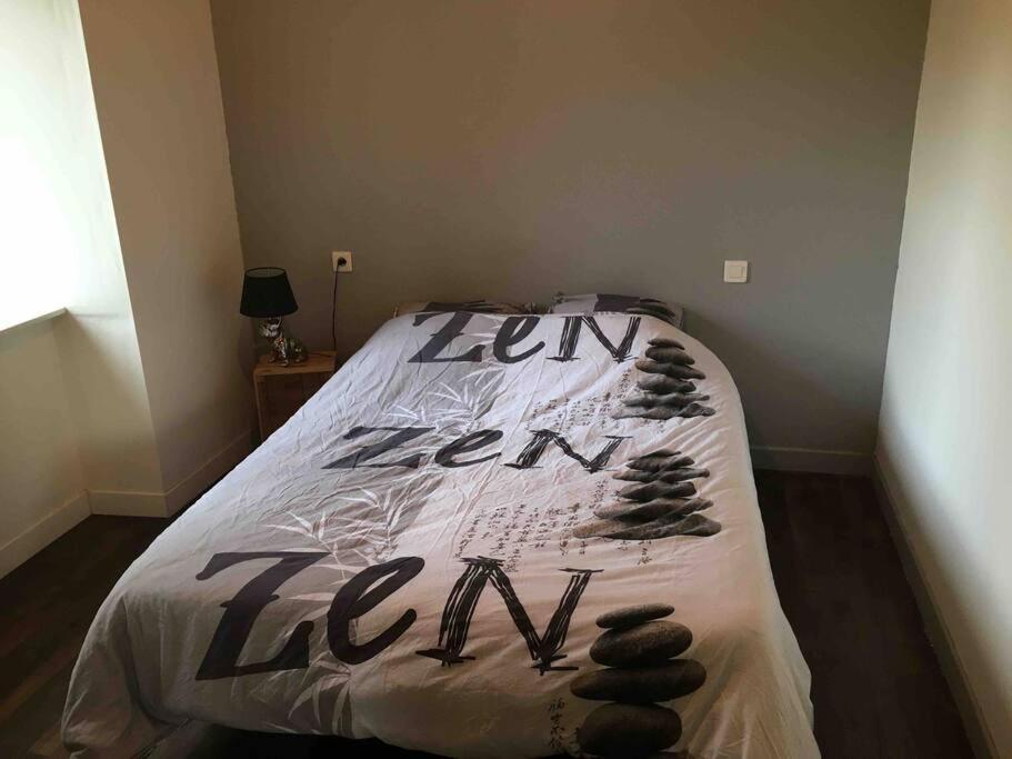 Вилла Maison Au Calme Recemment Renovee Lescouet-Jugon Экстерьер фото